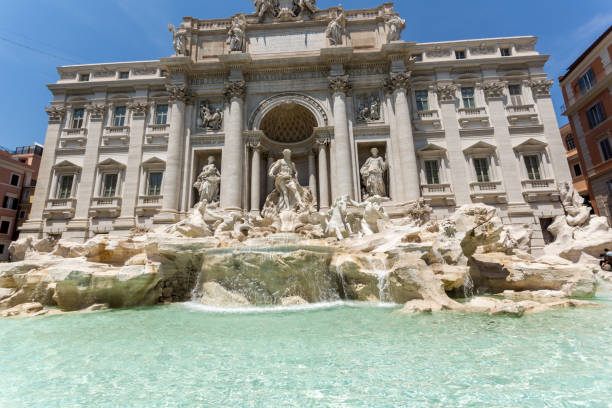 イタリア・ローマ市のトレヴィの泉 (フォンタナ・ディ・トレビ) の絶景 - trevi fountain rome fountain panoramic ストックフォトと画像