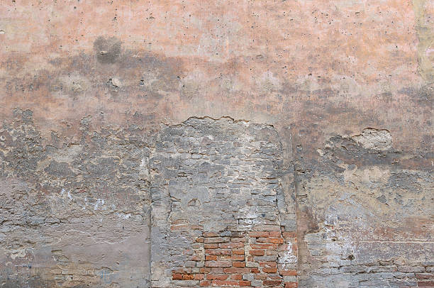 grunge di secoli - brick wall old brick wall foto e immagini stock