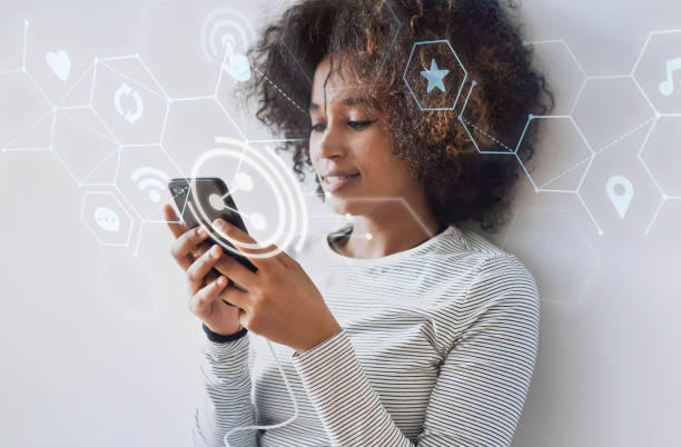 istock Girl on social media 1143200540