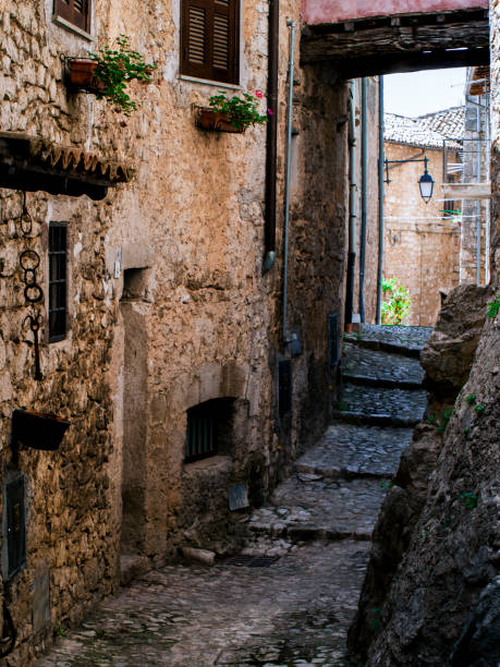 istock Fumone the walls the stones 1143239522