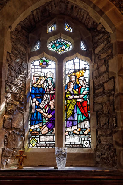 сноудония, великобритания - wales stone cross religion стоковые фото и изображения