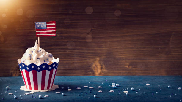 istock Fourth of July Cupcakes 1143335995