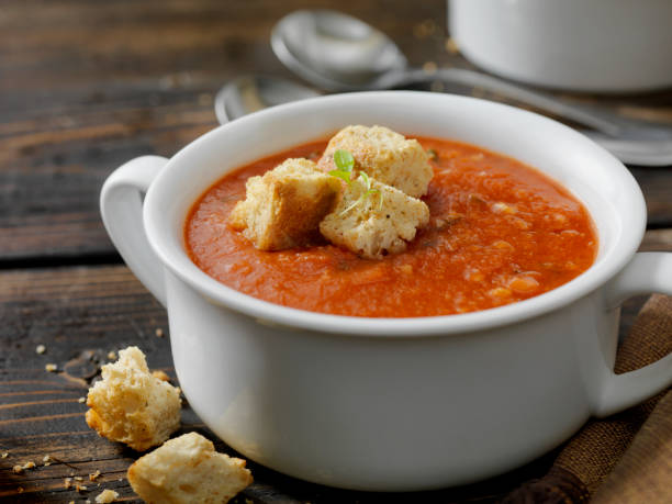 istock Roasted Tomato, Garlic and Basil Soup Croutons 1143337941