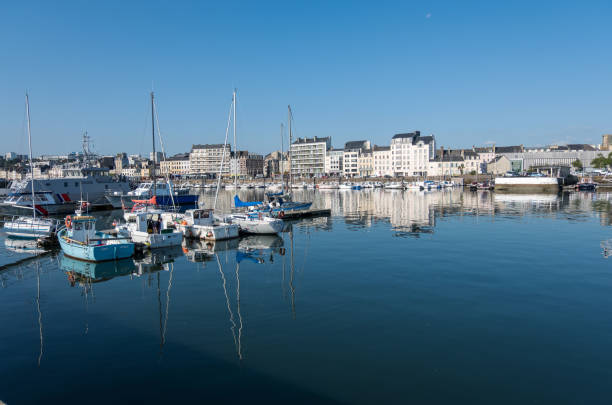 the marina of the port chantereyne at cherbourg. cherbourg-octeville, lower normandy, france - cherbourg imagens e fotografias de stock