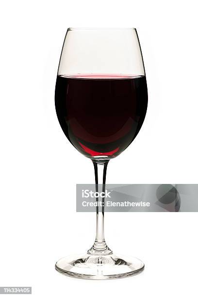 Vino Rosso In Vetro - Fotografie stock e altre immagini di Bicchiere da vino - Bicchiere da vino, Alchol, Bere