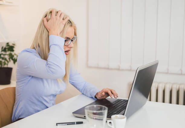 istock Shocked businesswoman 1143374911