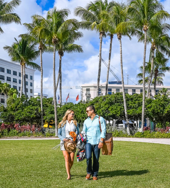 istock Picnic couple perfect day in the tropics 1143375813