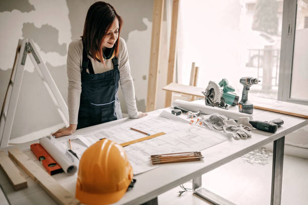 istock Woman renovating 1143375955