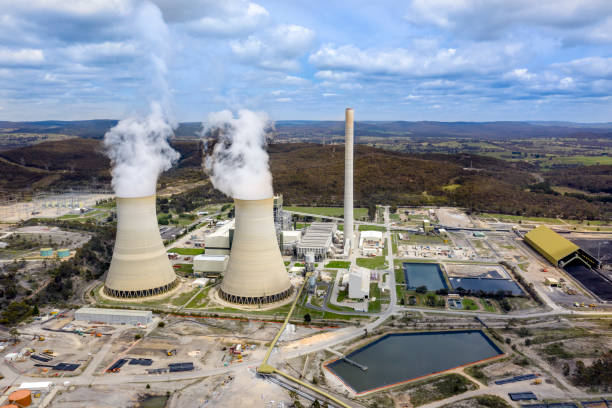 centrale elettrica di mount piper - coal fired power station foto e immagini stock