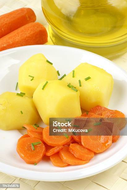 Foto de Dieta Alimentar e mais fotos de stock de Almoço - Almoço, Batata Cozida, Batatas Prontas