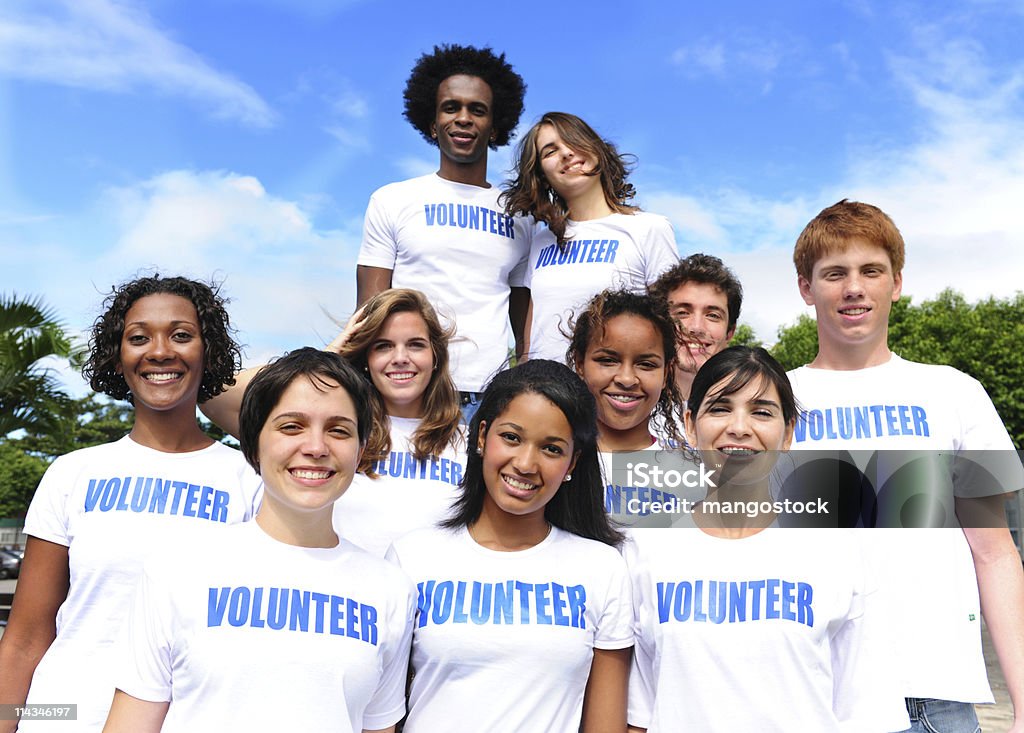 Glücklich multi-ethnischen Gruppe von Freiwilligen - Lizenzfrei Afrikanischer Abstammung Stock-Foto