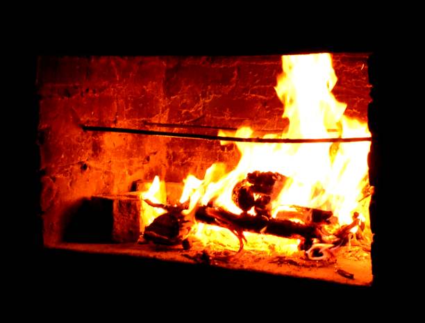 istock Blazing hot outdoor fireplace 1143476469