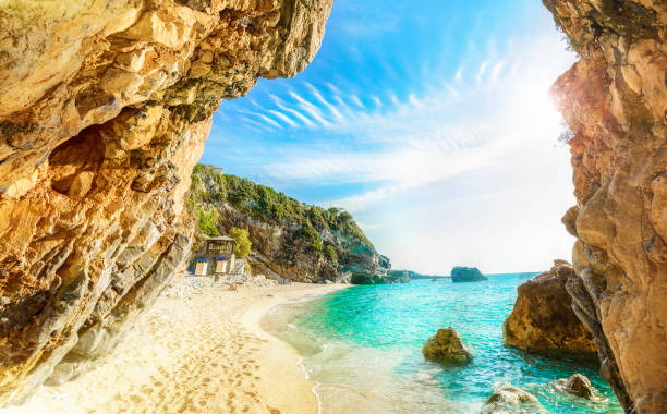 ギリシャのコルフ島の休日の魅力 - corfu greece sea beach ストックフォトと画像