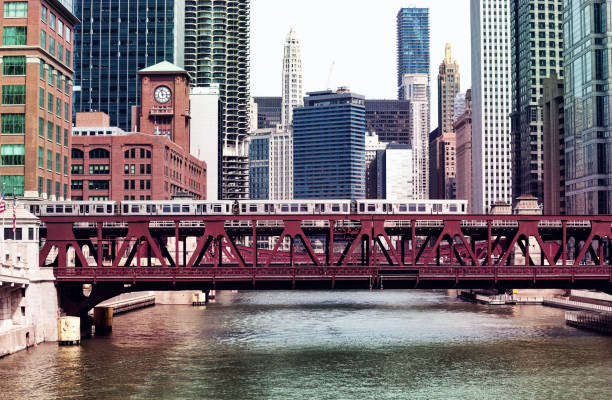 istock Chicago downtown bridges metro train and river 1143506238