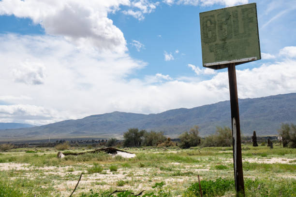 Abandoned golf driving range course in Borrego Springs, California Abandoned golf driving range course in Borrego Springs, California. Only a rusty sign remains borrego springs photos stock pictures, royalty-free photos & images