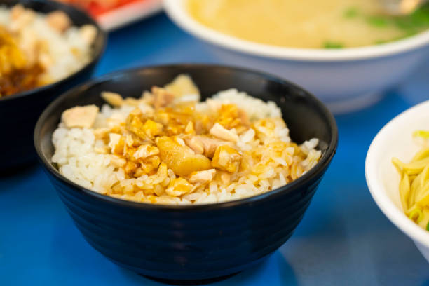 Taiwanese snacks delicious braised chicken rice, delicious and healthy