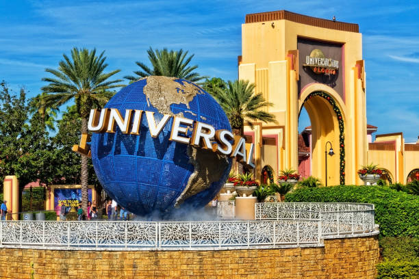 Universal Studios globe located at the entrance to the theme park. Orlando Fl., USA - January 9, 2019: Universal Studios globe located at the entrance to the theme park. Universal Studios Orlando is a theme park resort in Orlando, Florida, USA florida usa stock pictures, royalty-free photos & images