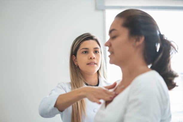 istock GPR - Global Postural Re-education, correcting the patient's posture 1143593337