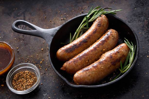 istock Sausages in a skillet 1143625024
