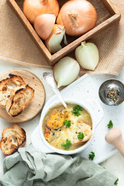 istock french onion gratin soup 1143656878