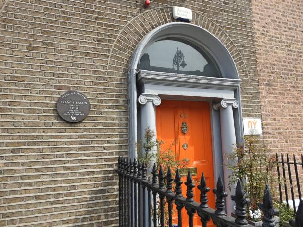Francis Bacon's birthplace 18th April 2019, Dublin, Ireland. The house on Lower Baggot Street that artist Francis Bacon was born in 1909. francis bacon stock pictures, royalty-free photos & images