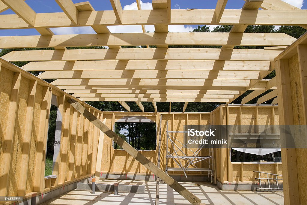 Maison en bois - Photo de Bois de construction libre de droits