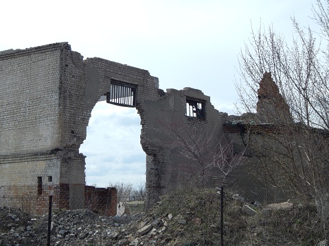 The ruins of an old house