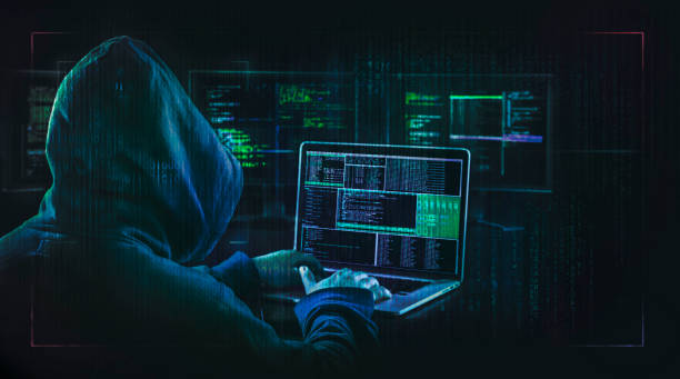 dark web hacker incappucciato - confidential identity stealing privacy foto e immagini stock