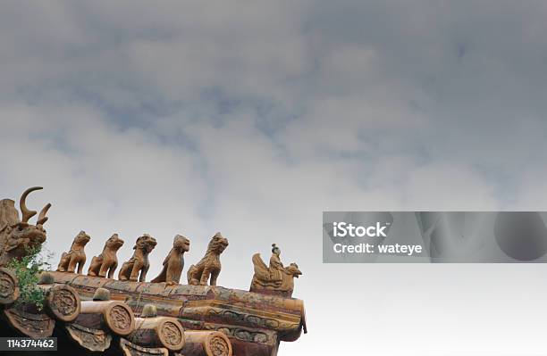 屋根の紫禁城北京中国 - ライオンのストックフォトや画像を多数ご用意 - ライオン, 中国, アジア大陸