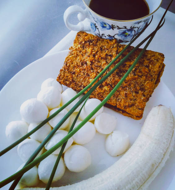 istock Healthy breakfast with bananas 1143777816