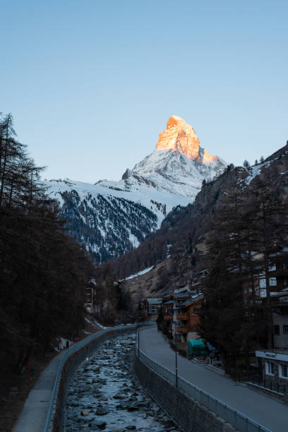 istock Sunrise at zermatt 1143783852