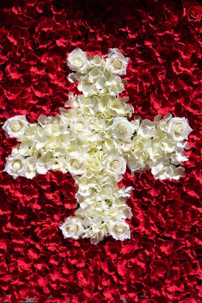 istock Switzerland flag made of flower 1143783901