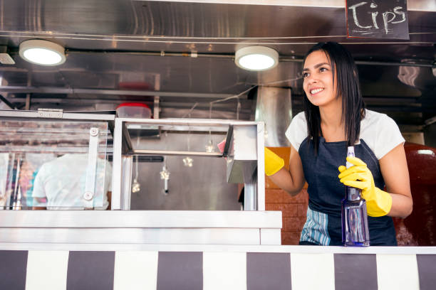 istock Food truck 1143791051