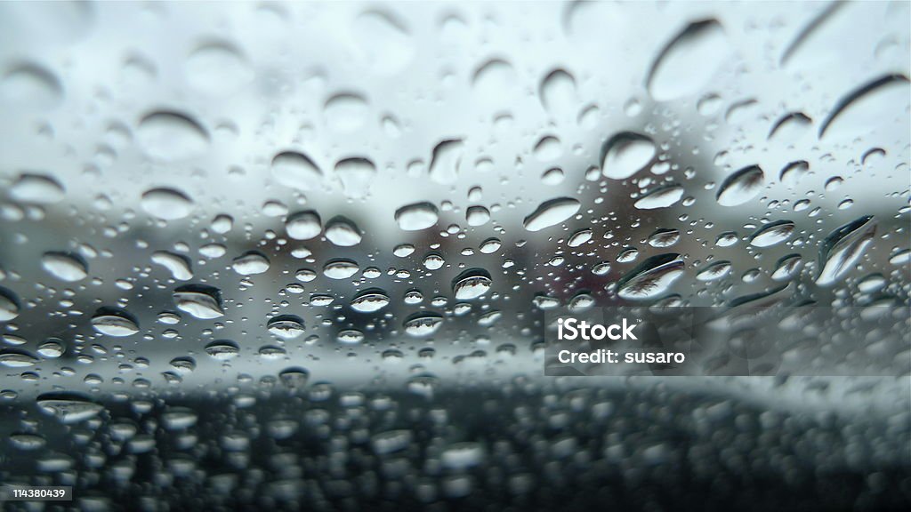 Gocce di pioggia - Foto stock royalty-free di Pioggia