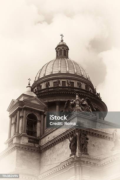 Cattedrale - Fotografie stock e altre immagini di Ambientazione esterna - Ambientazione esterna, Antico - Vecchio stile, Architettura