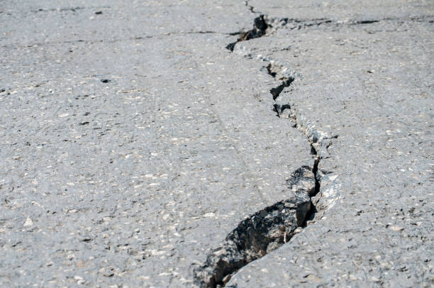 istock Crack in concrete slab 1143834530