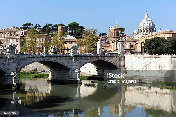 Photo libre de droit de Panorama De Rome banque d'images et plus d'images libres de droit de Arc - Élément architectural - Arc - Élément architectural, Architecture, Basilique