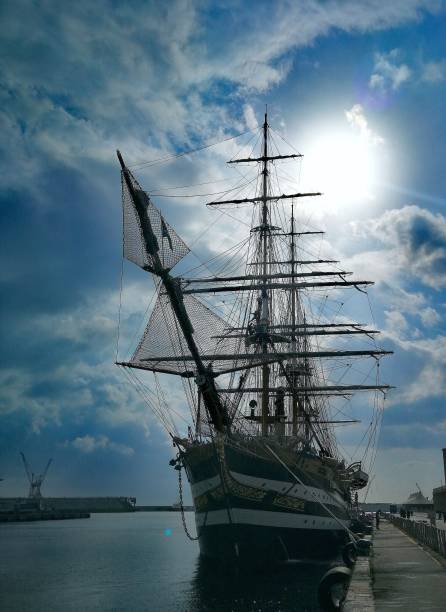 galleon sailing ship in the harbour galleon sailing ship in the harbour Amerigo Vespucci in the harbour of Palermo sailboat mast stock pictures, royalty-free photos & images