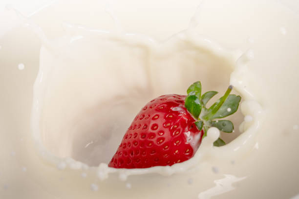 istock Strawberry and milk 1143861255