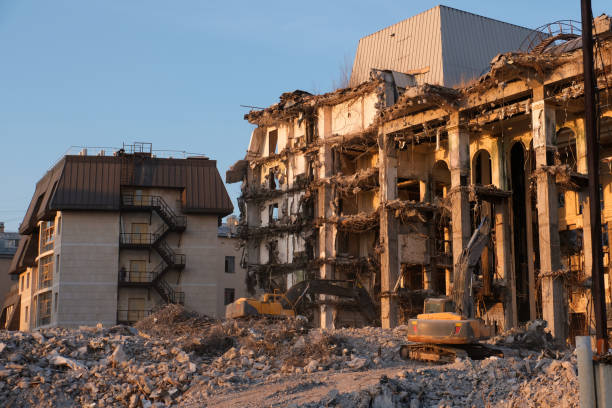istock Hydraulic excavator building dismantling 1143902348