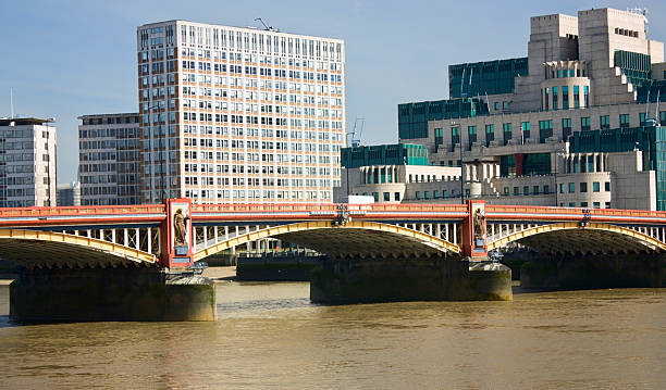 istock View on Vauxhall Bridge and SIS Building, London 114390396