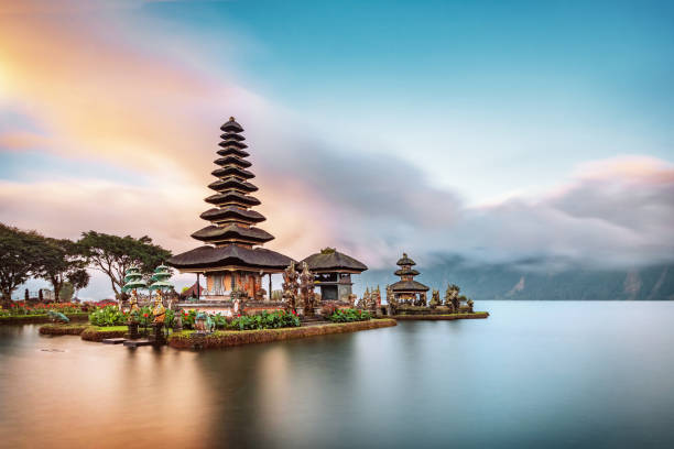 istock Ulun Danu Beratan Temple. 1143917674
