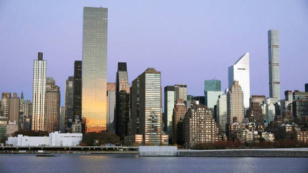 istock East river and Manhattan after sunset 1143919994