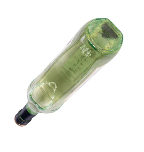 istock Wine Glasses bottle Isolated 1143923154