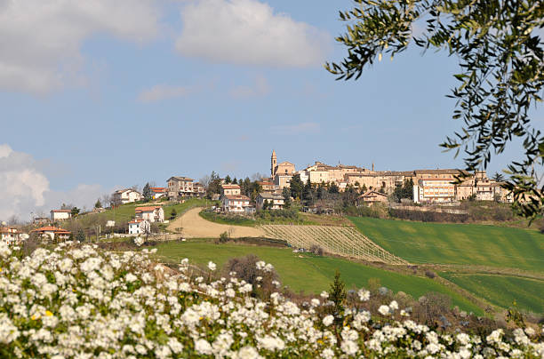istock Italian landscape 114396153