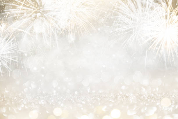 新年の大晦日とコピースペースで金と銀の花火やボケ。抽象的な背景の休日。 - 正月　背景 ストックフォトと画像