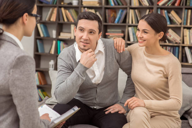 istock Family couple visit psychologist problem consultation 1143998266