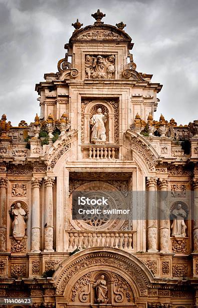 Foto de Fachada Barroca e mais fotos de stock de Andaluzia - Andaluzia, Antigo, Arco - Característica arquitetônica