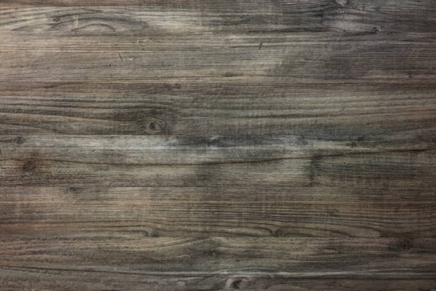 fundo marrom de madeira, textura abstrata de madeira escura. - fence wood stained paint - fotografias e filmes do acervo