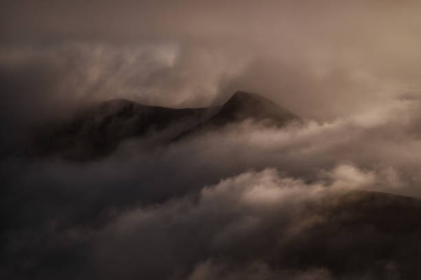 Carrauntoohil Mountain range